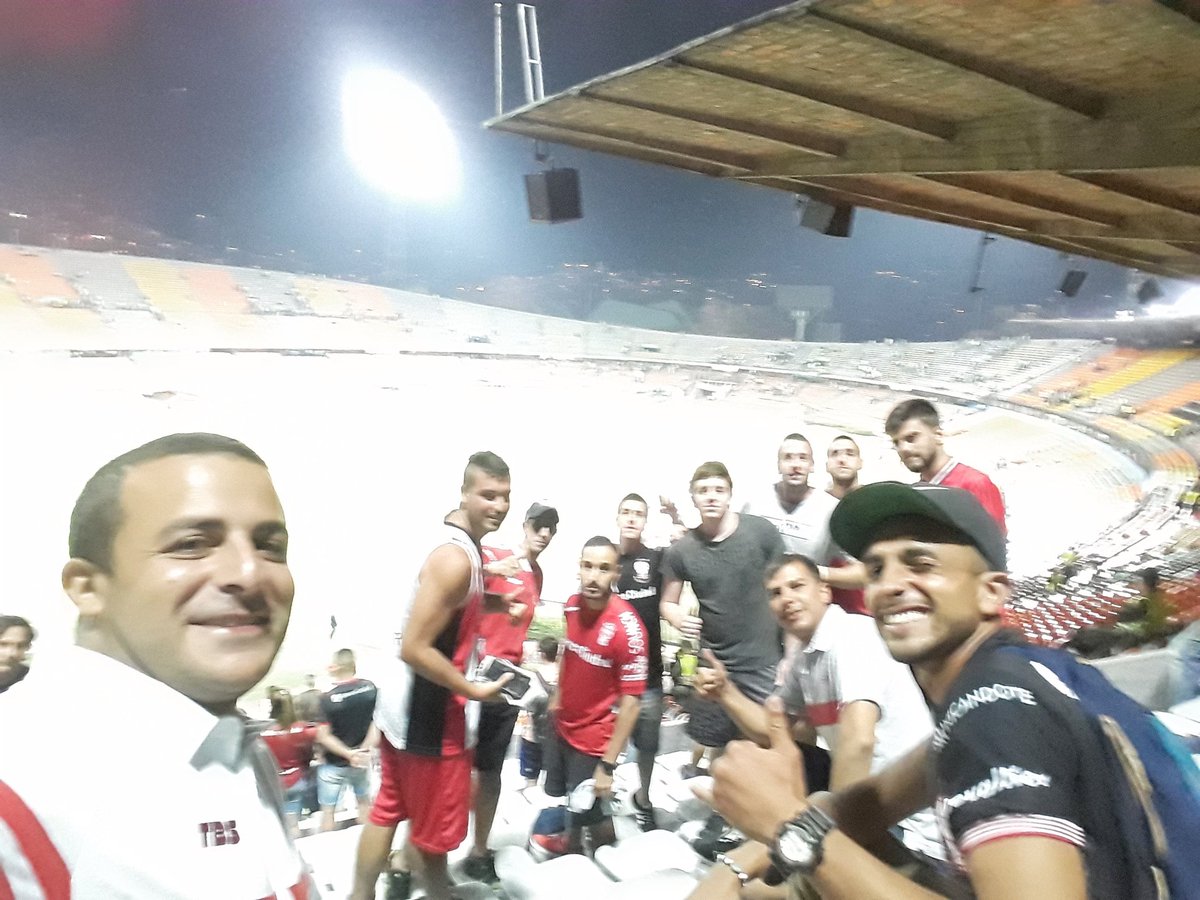 fede_laquema's tweet photo. Cop sudamericana. Colombia medellin. https://t.co/jjHX3WiJxk