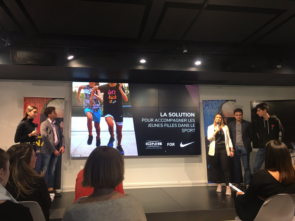 Epitech's tweet image. Au tour de l’équipe du campus de Lyon de présenter leur projet pour @Nike ! @EpitechLyon @eartsup @isegmcsly #PW2020