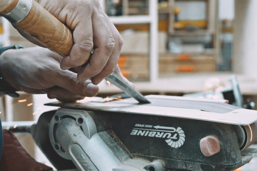 CapitalDesignBo's tweet image. Empezamos el día afilando nuestras herramientas para asegurarnos de darle el mejor detalle a cada pieza.

capitaldesignbogota.com