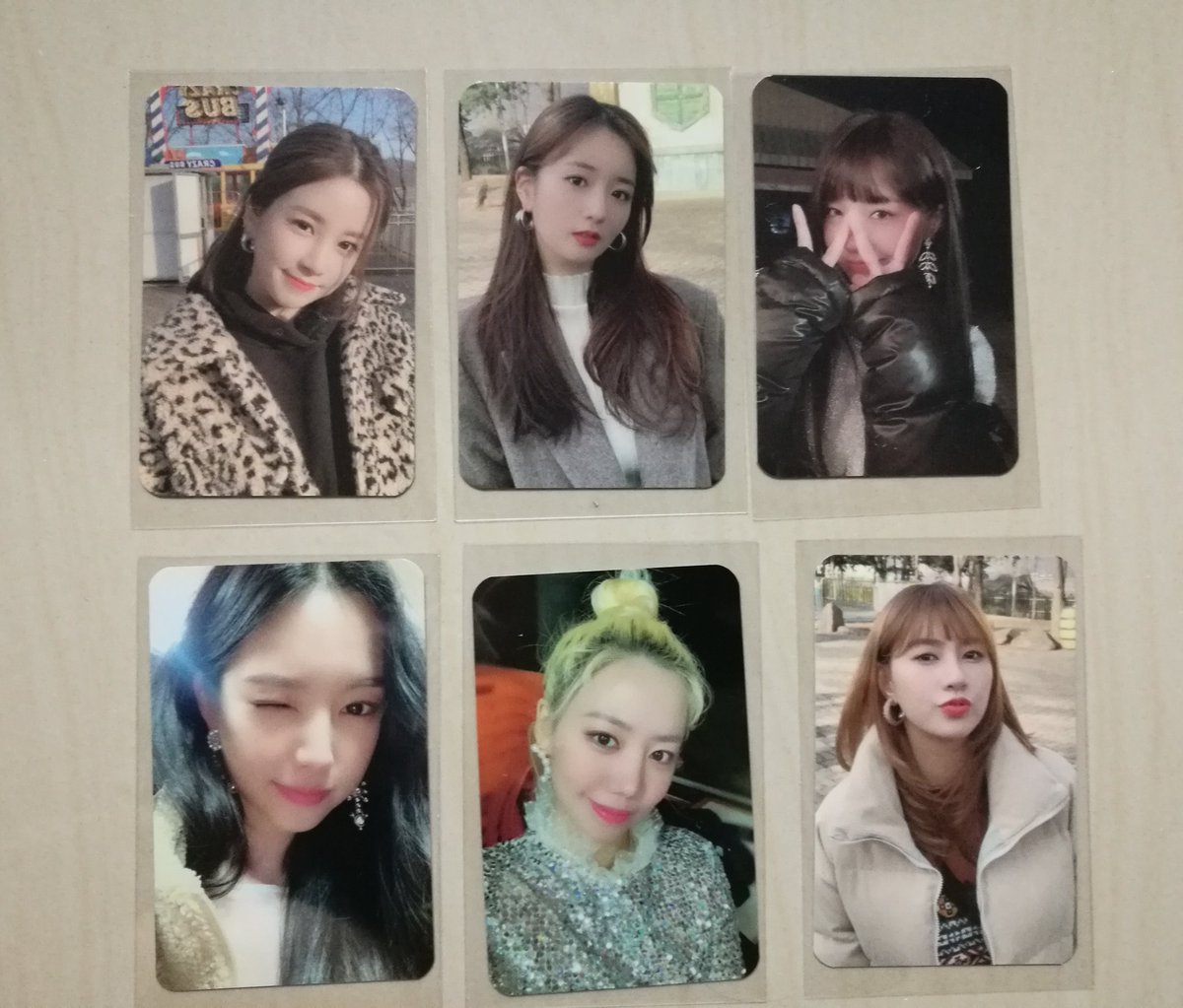 PUIInAP's tweet photo. แงงงงการ์ดสวยมากอ่ะทั้งการ์ดขายหน้าคอน และการ์ดบูธแพนด้า7 😘 #apink #welcometopinkworld https://t.co/VoKr3qtZe0