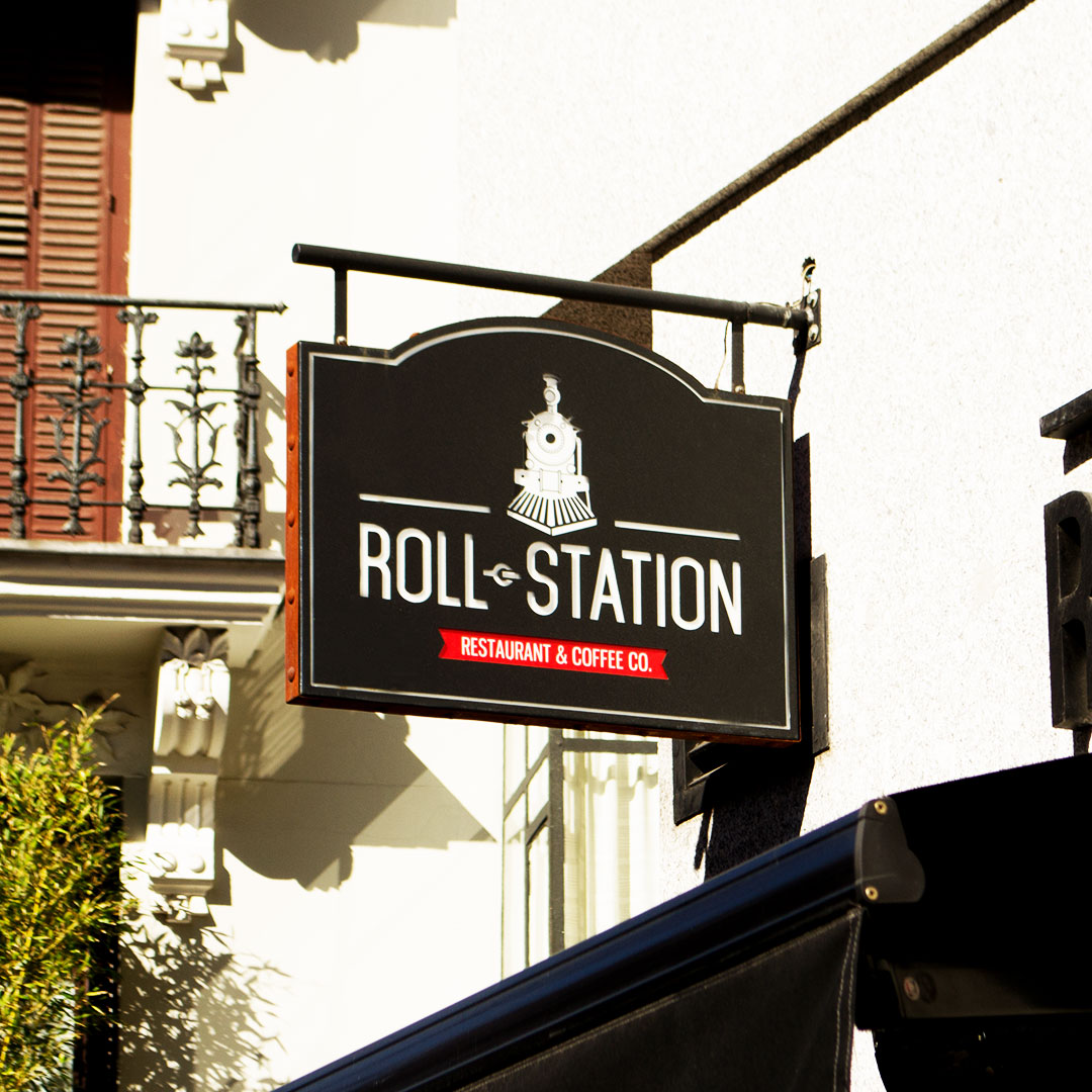 RollStationCo's tweet photo. Aroma a café recién hecho y buena compañía, así si que se empieza bien el día ☕️😄 Cuéntanos, qué planes tienes para hoy?

#restaurante #coffeetime #desayunar #cafe #gastro #CoffeeLover https://t.co/gzOc9Ovv4p