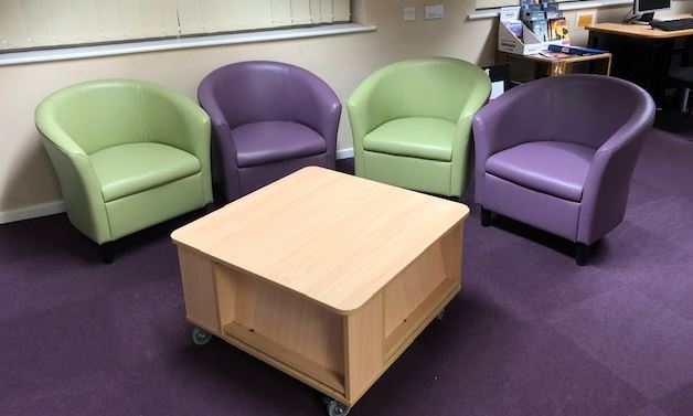 BristolLibrary's tweet photo. Lovely new seating at #HenleazeLibrary in response to your ideas:
https://t.co/FrKSr5niSe
#bristollibraryideas #libraryinnovations https://t.co/TYbzN0b9Gl