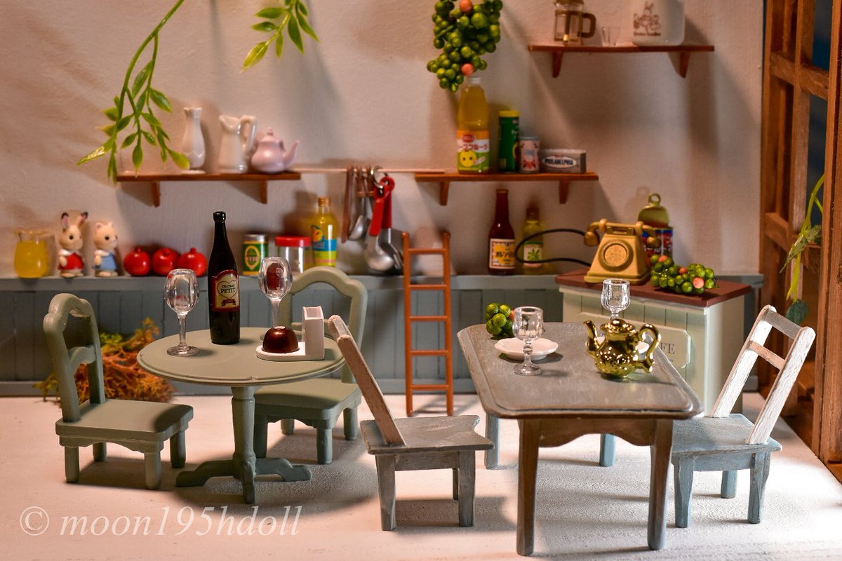 いーじまさん 自作背景ボードと家具 リペイント家具 諸々混ぜ合わせてこんな感じになりました Miniature Dollhouse ハンドメイド Handmade リペイント ミニチュア いーじまさん 自作背景ボードと家具 リペイント家具 諸々混ぜ合わせてこんな感じになりました Miniature Dollhouse ハンドメイド Handmade リペイント ミニチュア