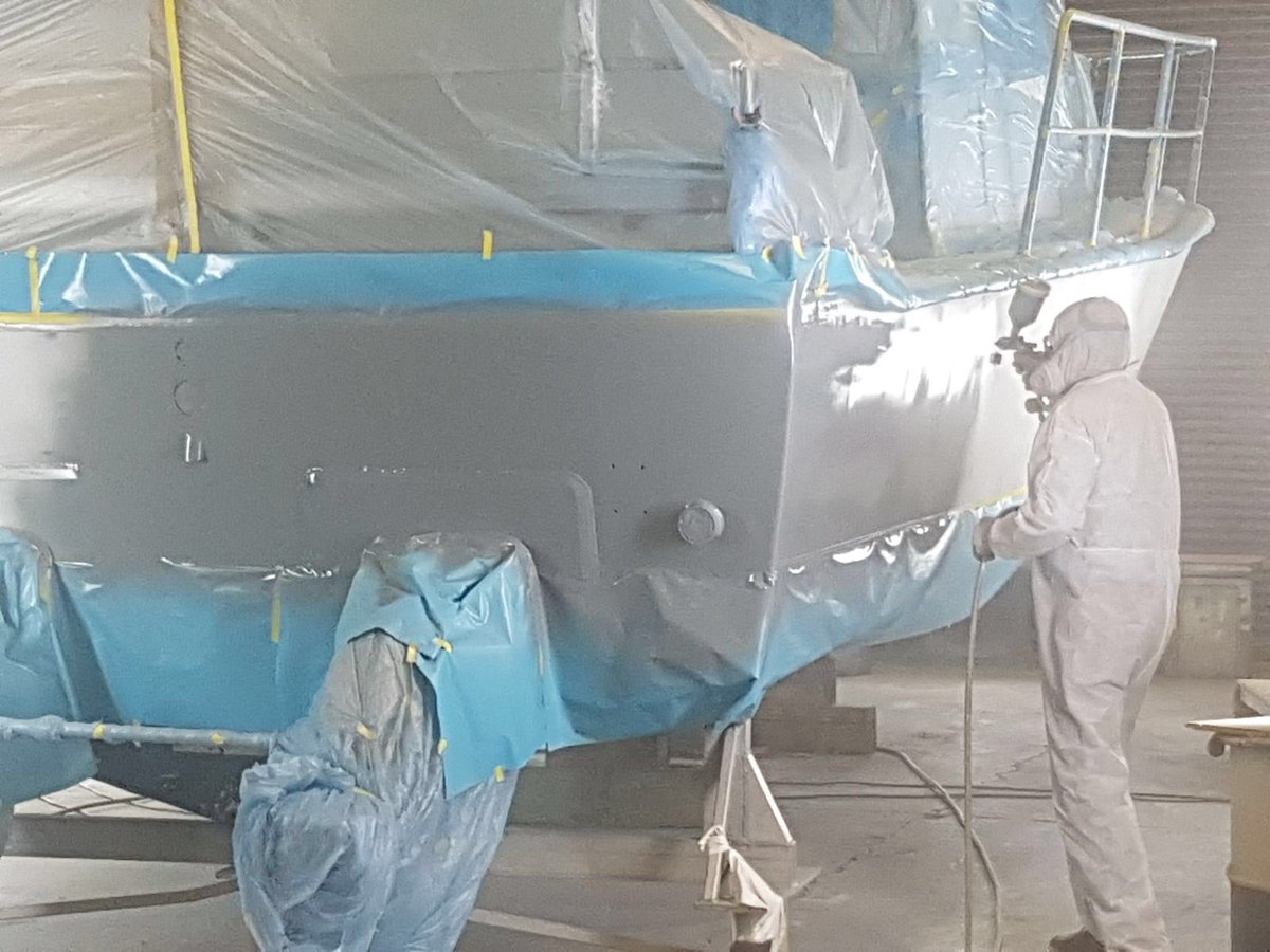 PARA_Rescue's tweet photo. The new paint job of PARU is coming along nicely. We’re excited for the 2020 boating season.
#canadiancoastguardauxilliary #marinesearchandrescue #paramarinesar #sarpartners @townofajax @cityofpickering #docksidewhitby @ilovewhitby @TownofWhitby #pickeringproud https://t.co/wXgFzLOHLS