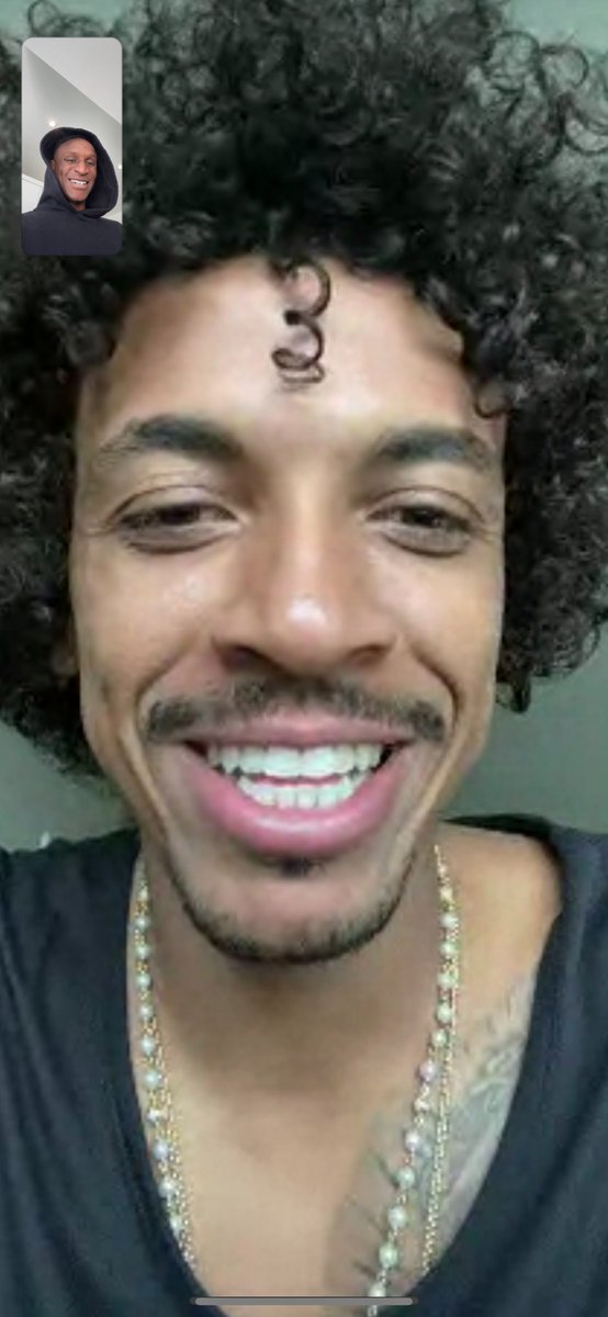 Loin des yeux près du coeur ! Big Bro 💘🥰🙏🏾🇧🇷 « Boubou on pô pas faire les bitiiiiz ! » 😜