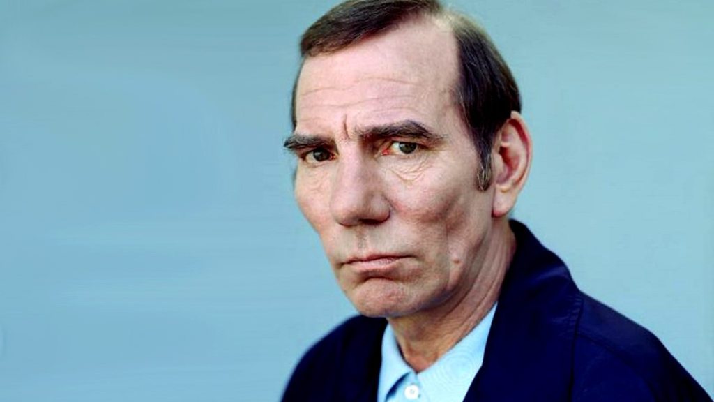 Happy birthday to the late, great Pete Postlethwaite  