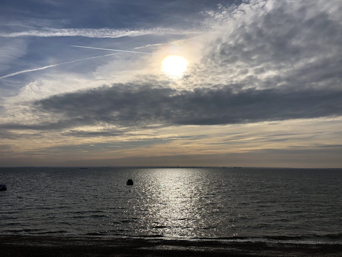 JaneVCarroll's tweet photo. #seafrontwalk @YourSouthend https://t.co/W6vuVr9fck