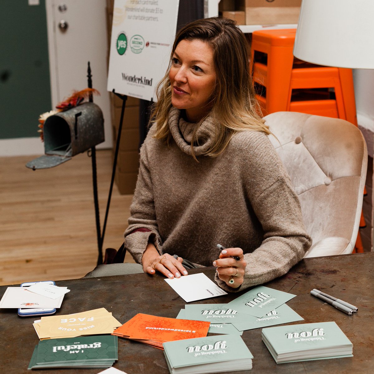 #SendACardToAFriendDay is a day we can get behind! Showing people you care is as simple as sending a sweet note. 

Who would you send a  card to? #wonderkind