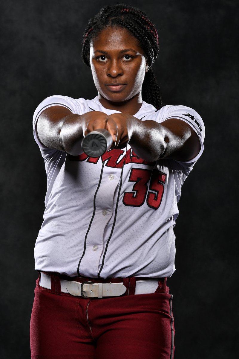 UMassSoftball's tweet photo. #️⃣3️⃣5️⃣

𝓚𝓮𝓷𝓭𝓻𝓪 𝓐𝓵𝓵𝓮𝓷

#Flagship 🚩 https://t.co/DSywrBLlT0