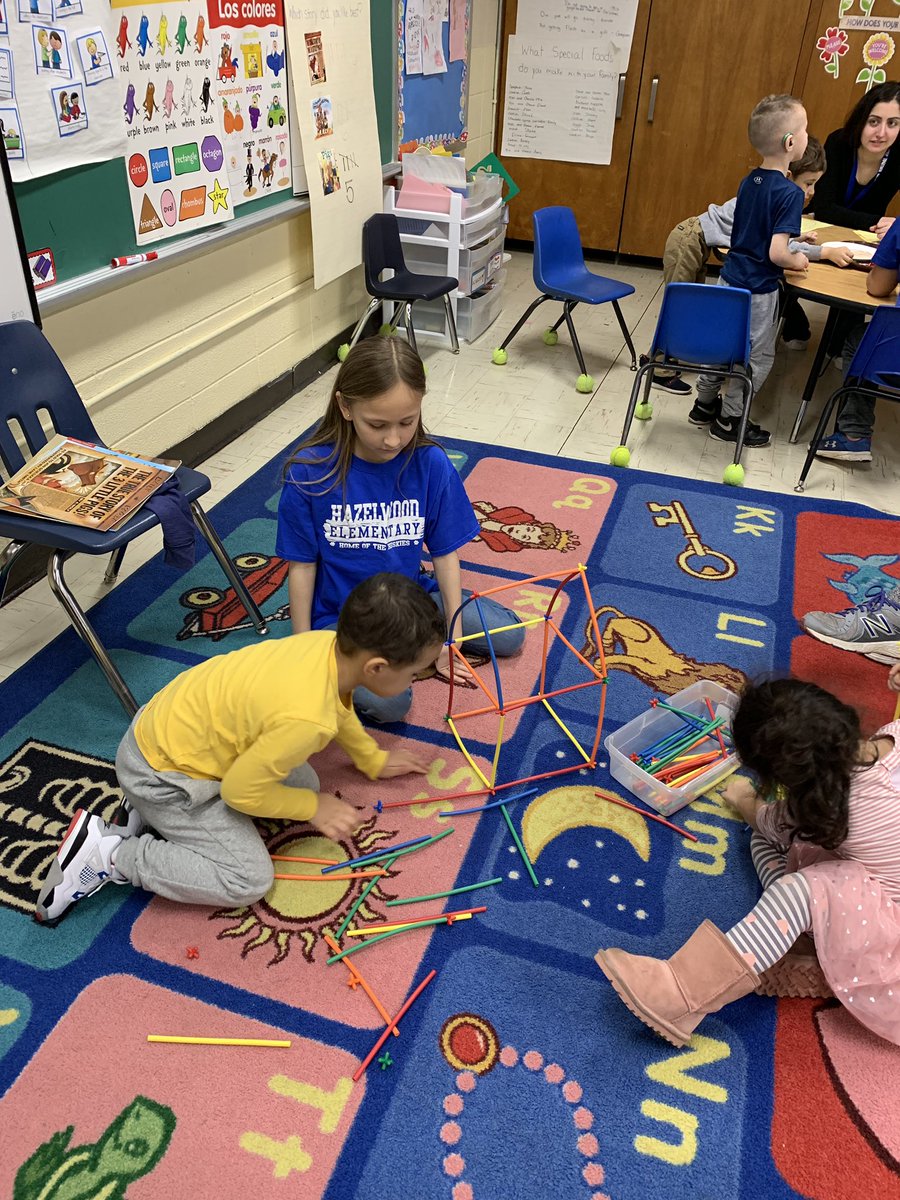 MrsLewisNpals's tweet photo. Thank you to our third grade helpers from  @sarablarr ‘s class for helping us build houses from our read aloud. It was so much fun!!! https://t.co/JRu76ggPD7