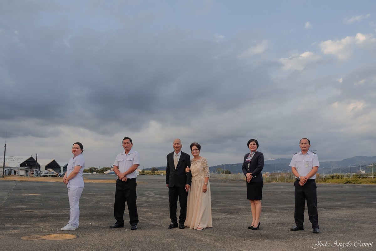 judecamot04's tweet photo. First time ko naluha while editing photos fukkkkk🥺,,,,, did not regret volunteering myself to be the photographer for this shoot for my lolo and lolas upcoming golden anniversary,,,,, ANG CUTE NILAAAA🥺🥺🥺 https://t.co/bjpP6qqW4t