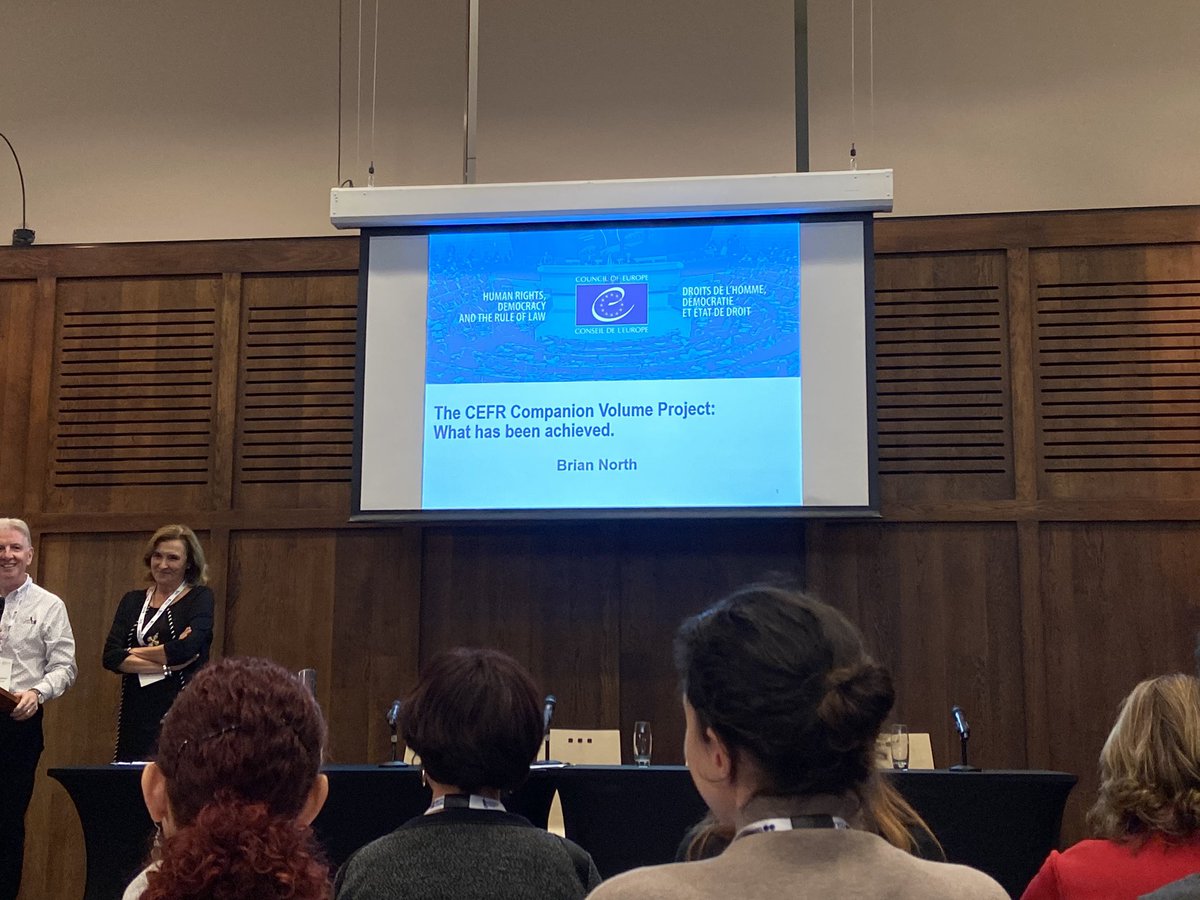 RowlingHu tweet media