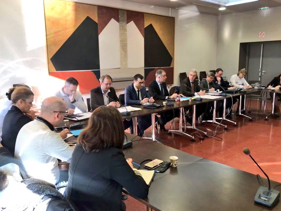 Prefet77's tweet photo. Gérard Branly #SPTorcy et Hervé Tetier, vice-procureur de la République au tribunal judiciaire de Meaux, président la réunion du comité de pilotage de la zone de #securite prioritaire (ZSP) de #Torcy- #Noisiel en présence des mairies et des forces de sécurité intérieure. https://t.co/CeylewqPoS