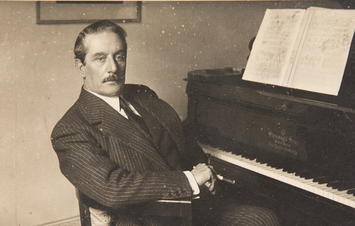 Manifatture's tweet photo. “L’ispirazione è un risveglio, una fuga da tutte le facoltà umane, e si manifesta in tutte le grandi conquiste artistiche”
#Puccini #sigaroToscano https://t.co/APitKWQfei