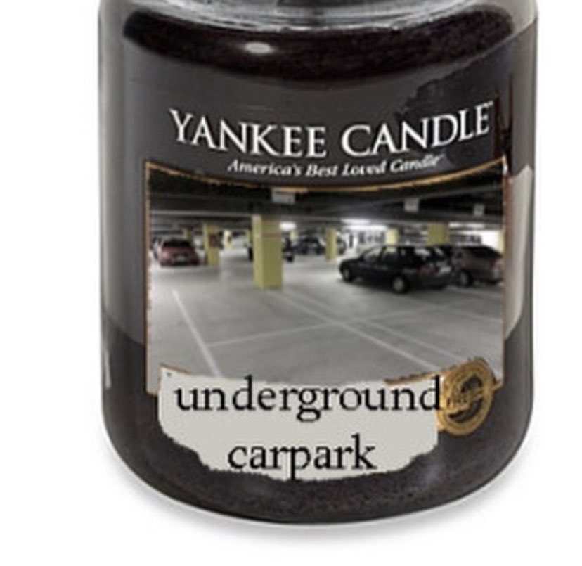 JohnnySides4's tweet photo. I would like to thank @TheYankeeCandle for sending me there new collection #smellingfresh https://t.co/IwHCTNIatf