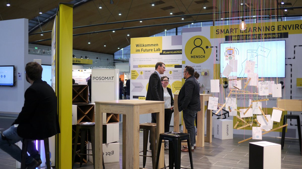 LearningReload's tweet photo. "Nur gucken, nicht anfassen"- Nicht bei uns! #SmartLearning heißt explorieren, ausprobieren, mitmachen! In unserem #learnlab2020 hat das perfekt funktioniert. Wir freuen uns auf weitere #SmartLearning Playgrounds in diesem Jahr #createexperiencesnotlessons https://t.co/8hKVgM5qWb