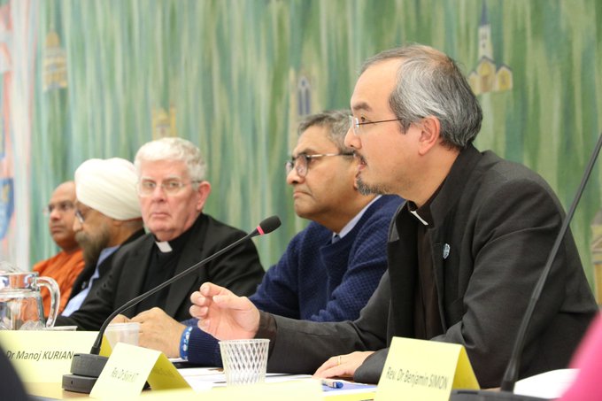 View image on Twitter