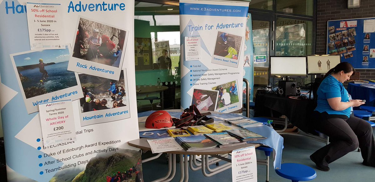E3Adventures's tweet photo. Meeting lots of great teachers @WestSussexPE #wspec #adventure #schooltrip #outdoorlearning https://t.co/MKGACdxUfF