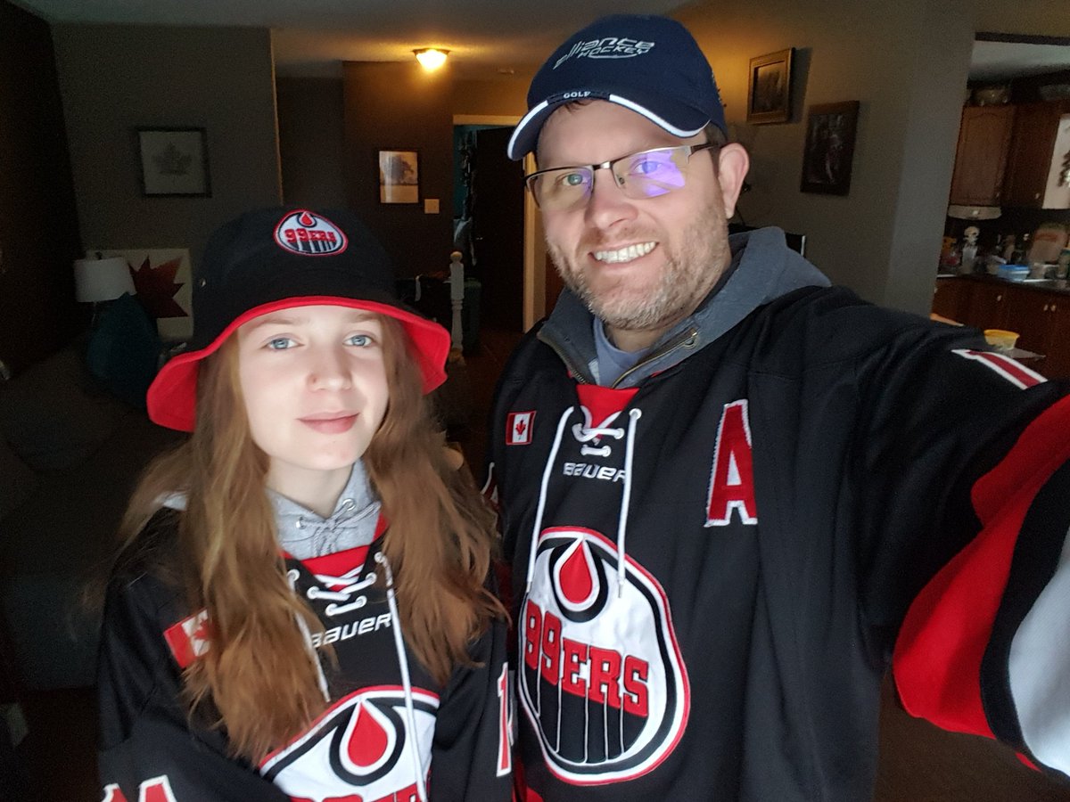 Wearing our @brantfordminor and @ALLIANCE_Hockey swag proudly on #ALLIANCEJERSEYDAY. Remember all the good that hockey brings. Friendships, fond memories, good deeds, and nail biting moments. #makehockeymore #HockeyDay