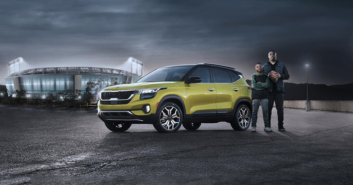 #SuperBowlLIV brought with it loads of ads for vehicle manufacturers. 🚗💨 What were some of your favorite car commercials from the big game? 🏈 Let us know in the comments! cnet.com/roadshow/news/…