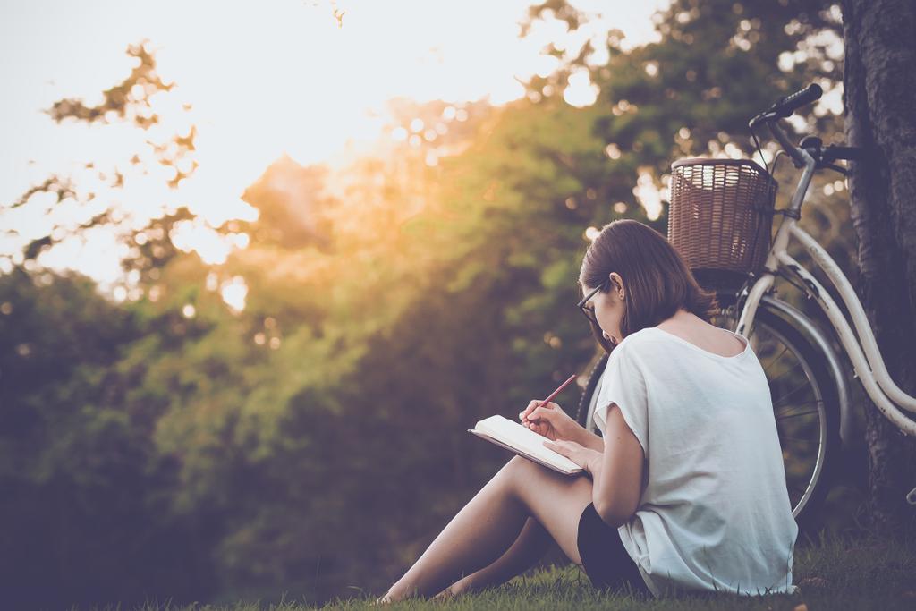 KeaneFiction's tweet photo. You don't have to change yourself at all to be a writer. It's come as you are. https://t.co/uBIAooXFbc