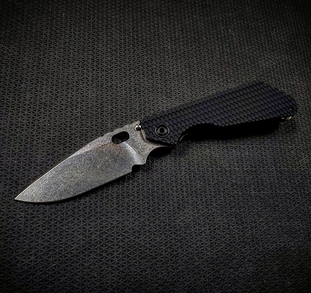 Metal_Complex's tweet photo. The Strider SMF - MAN this thing is a beast! I was pleasantly surprised by MANY aspects of this knife! My review here - https://t.co/rQ7NgpQwPF
.
#strider #stridersmf #striderknives #mickstrider #mickstriderknives #knifecommunity #knifenut #knifepics #knifelife #knives #edc https://t.co/E3o8xENHbd