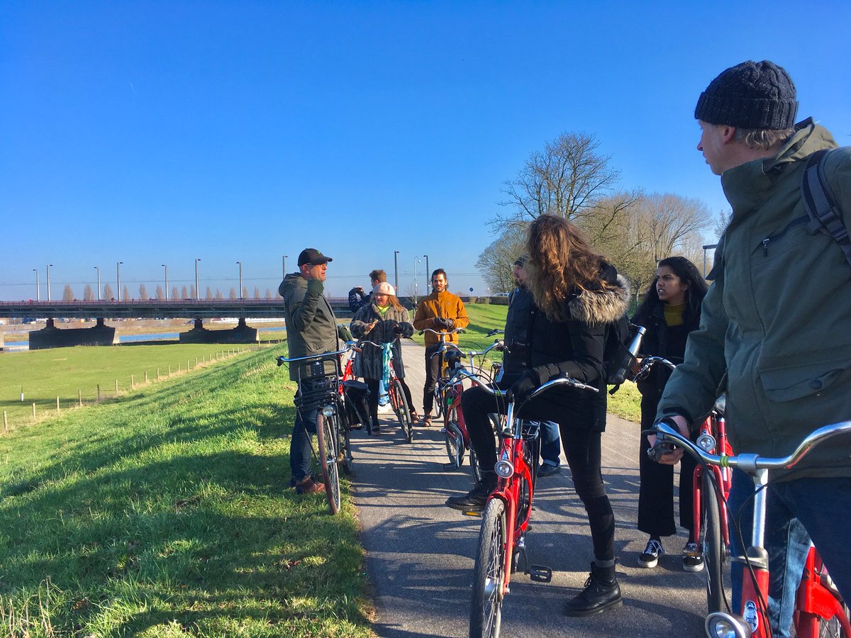 BYCS_org's tweet photo. 📸 #BYCSBroadcast update!
We just came back from a bike tour around Arnhem, hosted by our incredible #TourguideThor💥!
👏🏼 A beautiful sunny day with a group of amazing people ✨ https://t.co/q7Mtdpanzr