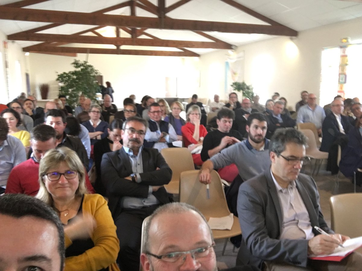 11_fabre's tweet photo. AG des @vigneronindep 33, nombreux à soutenir l’action de votre Fede sur tous les sujets d’actualité !! #ZNT, #Commercexterieur, #HVE, #TaxeUS! @mon_viti @lv_vitisphere @n_delattre @nouvelleaquitaine @VerdierJouclas @ChLambert_FNSEA https://t.co/z7NszvgPVi