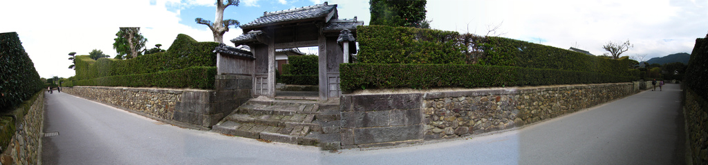 karesansui's tweet photo. Traditional Samurai gardens of the Edo era https://t.co/nW9jPjmydF #samurai #Japan #Edo #garden #gardening #Sword #Zen #Chiran #Architecture https://t.co/09V3jiWAiH