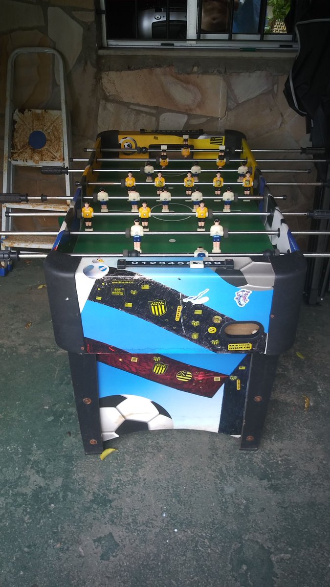 En los proximos dias Estaremos donando este furbolito a la Casita de Juveniles . gracias a los seguudores de nuetra pag x la donación