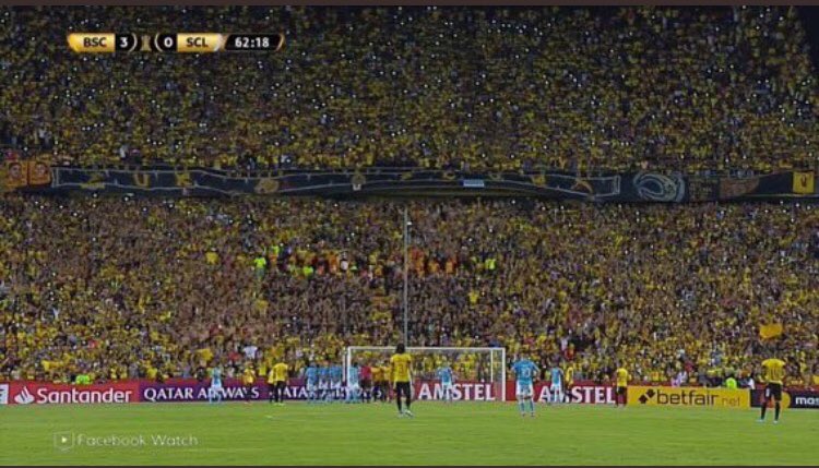 morozco19871's tweet photo. Fiesta pasión y murga #BSC
Con amor y orgullo llevamos estos colores 💛🖤
#Fotota #BellezaDeEstadio https://t.co/TReY6KIezC