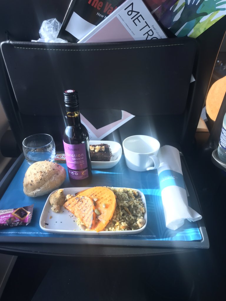 Lafouine692's tweet photo. Easing my way to #Paris! 

Thanks @Eurostar for a great journey. 😀

#travels #eurostar #London #holidays #break #entrepreneur #networking https://t.co/twAGr0UCP8
