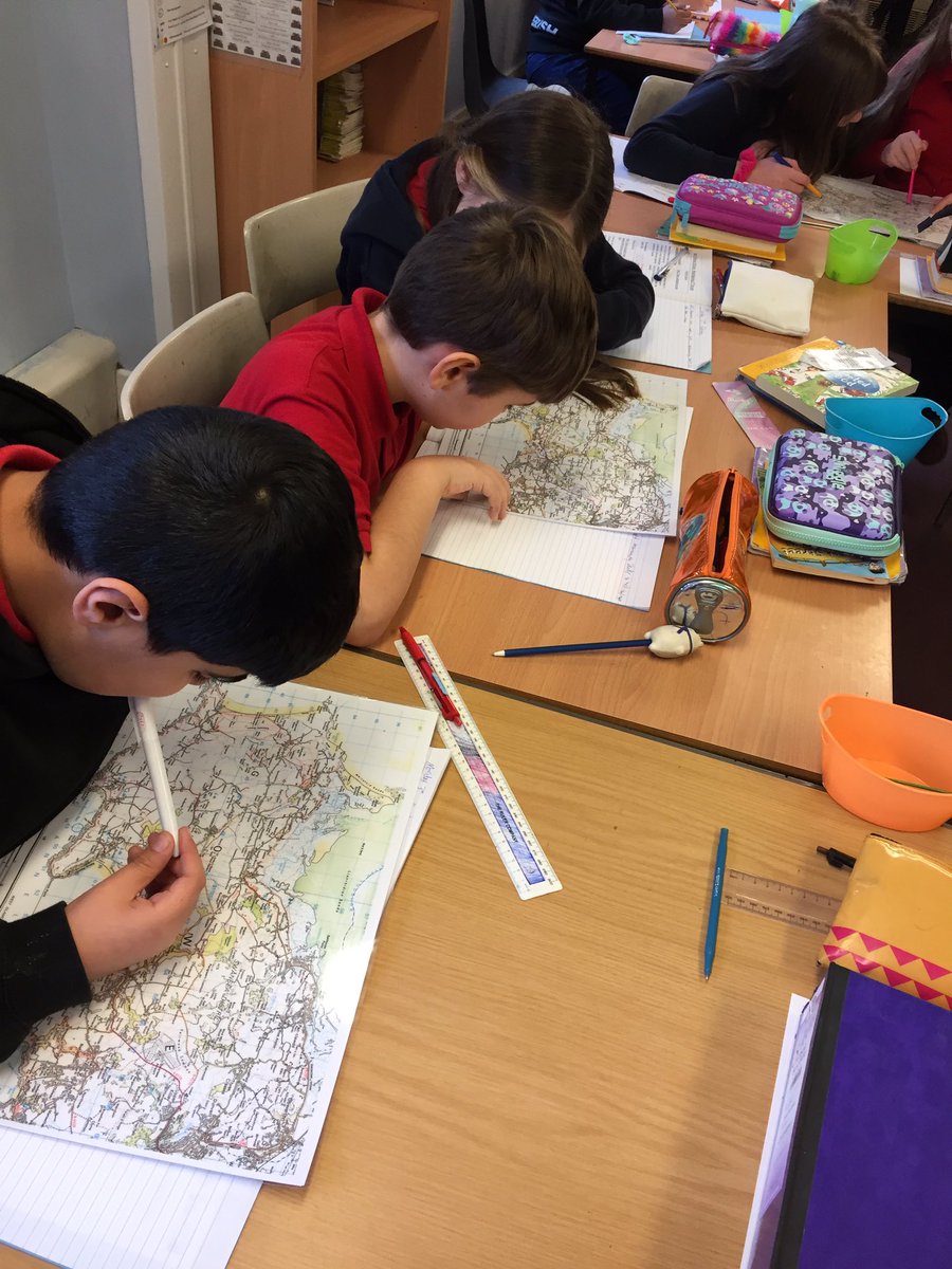 Hendrefoilan's tweet photo. Following their trip to the Ilston River earlier this week, Year 5 have been reading maps and calculating positions using 4- and 6-figure grid references! 🗺🏔 

#hdfpy5 #hdfphumanities #hdfpnumeracy https://t.co/7wlWRRxs8y