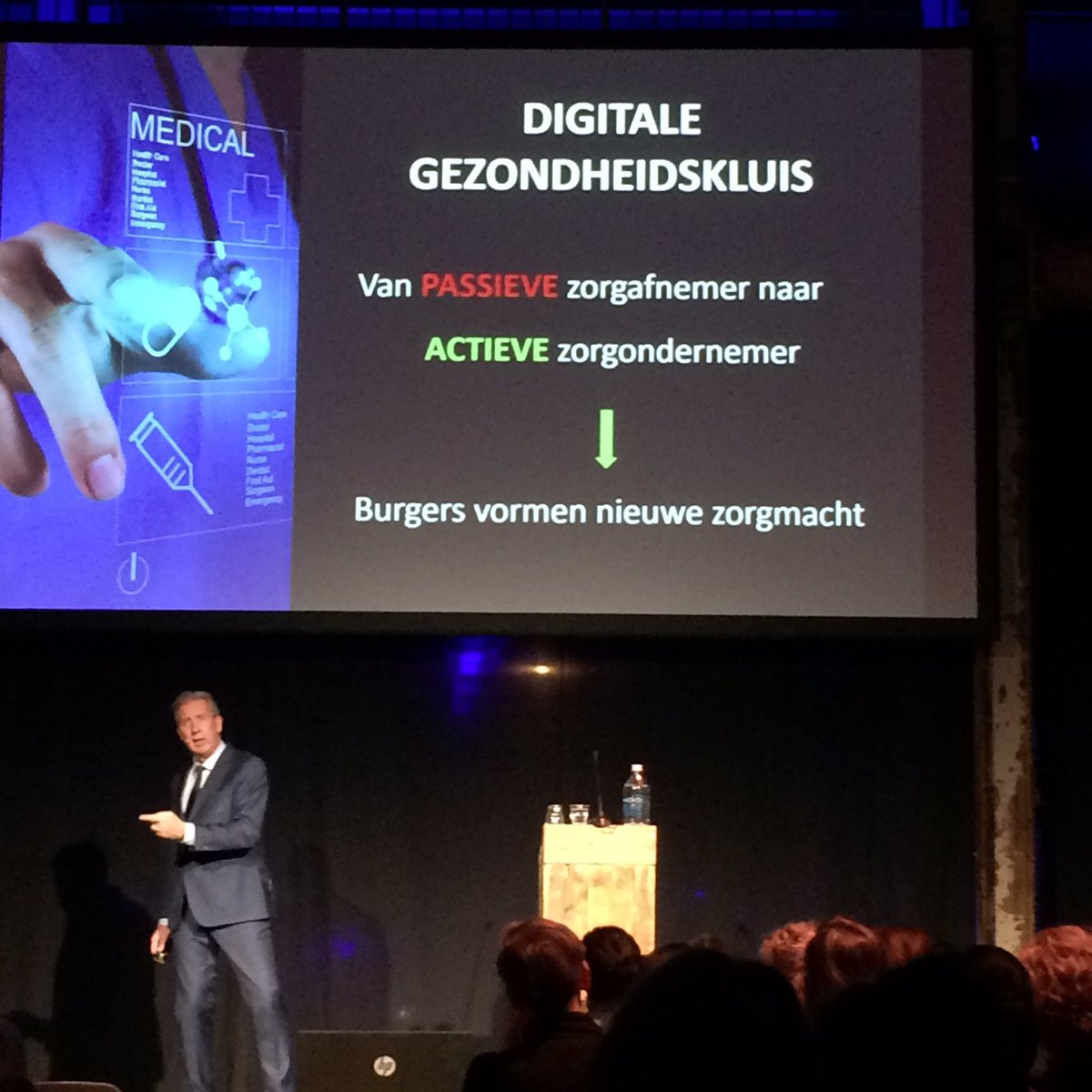 Burgers, zorg dat je zelf je toekomstige digitale gezondheidskluis beheert ( en niet de techbedrijven). En behoud zo de menselijke maat in de zorg #kennispoort2020