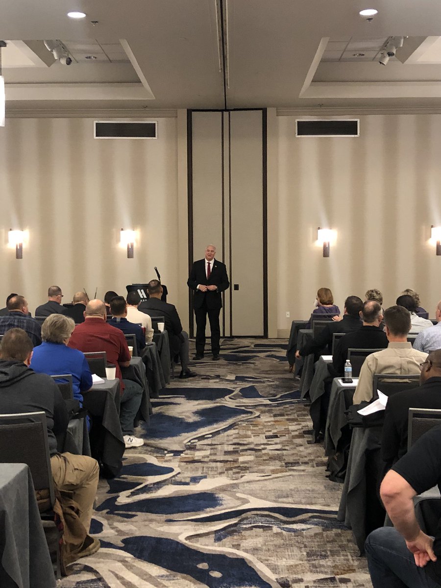 GLFOP's tweet photo. Full room of leaders here in #Nashville as President @PYoes delivers his State of the FOP at the annual #LeadershipMatters training seminar. https://t.co/DpE0vhDylu