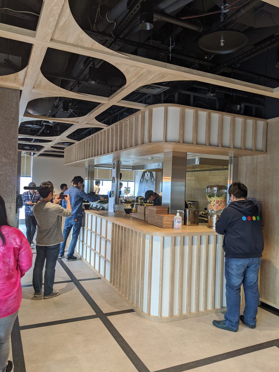 やっとこさ弊社のラーメンバーいけた🍜🍜