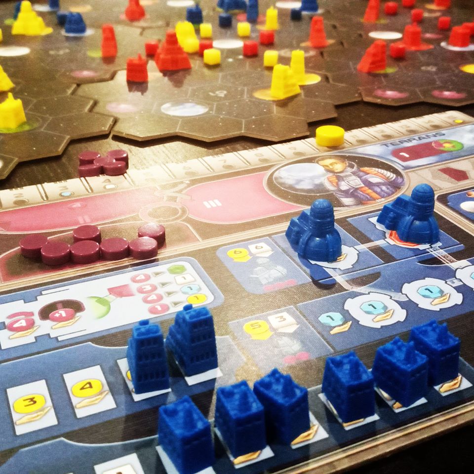 landmark_BGC's tweet photo. รีวิวจากแอดเองใครที่สนใจตามไปอ่านได้เลยจ้าาา😊👇👇

https://t.co/9xnHzCR586

#LandmarkReview #Boardgame #BGG #บอร์ดเกม #รีวิว #บอร์ดเกมคาเฟ่ตลาดพลู #มาเถอะอยากสอน https://t.co/4PxFI4gViA