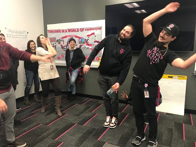 Carol1Denise's tweet photo. #MM2 #ManagerMastery2 #TheAgilityShift #TMobile #LeadershipDevelopment #Chuckles

Learning can be FUN! Leaders at Bellingham, WA Call Center
2/5-6/2020 Stretching our "Agilibility" https://t.co/yo16FpWPBe