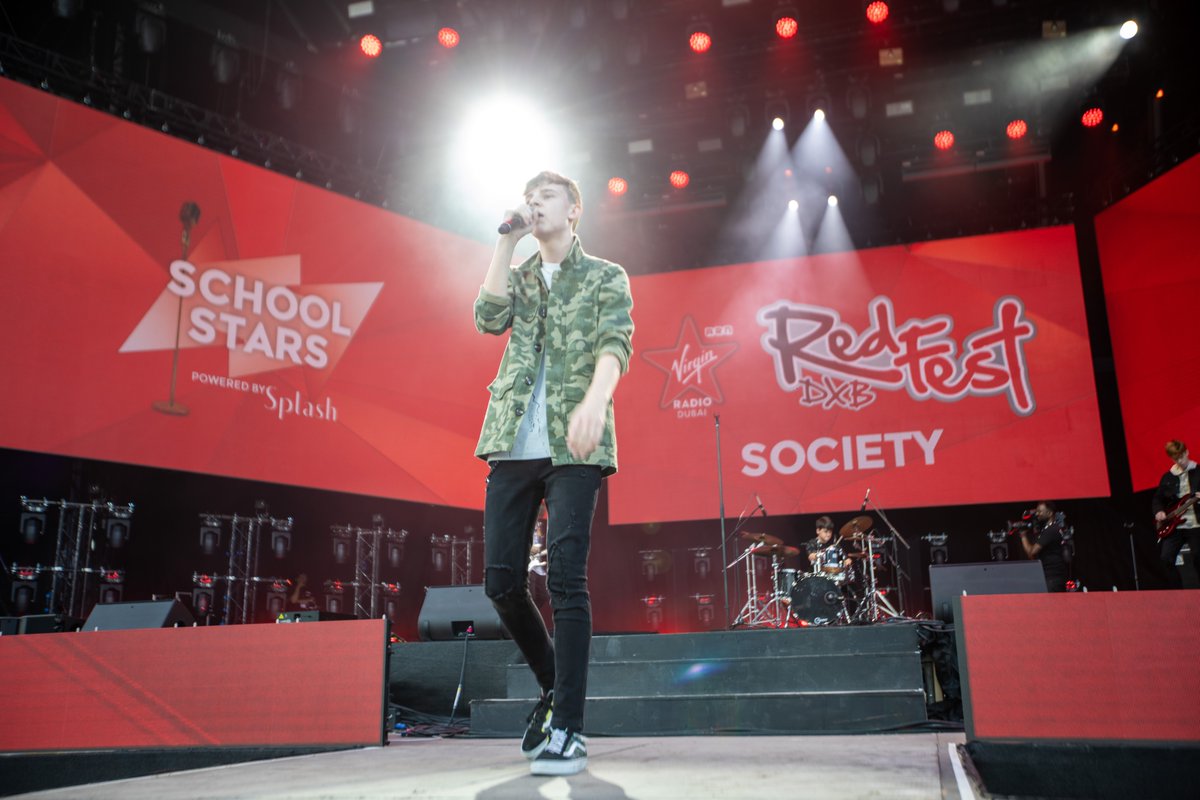 RedFestDXB's tweet image. Amazing talents! School Stars winners kicked off day 2 of #RedFestDXB!🔥 @splashFashions  made this happen 😍
#redfestdxb #splashfashions #maz #james #virginradiodxb #virginradiodubai #dubai