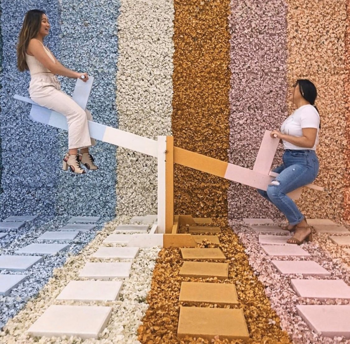 flowervault's tweet photo. Want cute pics like these? Come to Flower Vault this weekend! Get tickets on our website https://t.co/CcylrQLTz7 #FridayThoughts #FridayFeeling #photography #austin #texas https://t.co/GqS00QiLGR