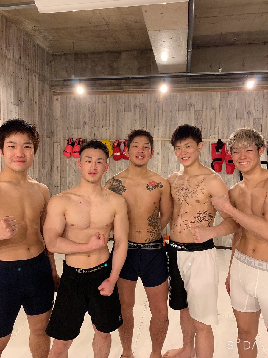 keitoyamamoto_1's tweet photo. 🥊😆🐉
#allwingym https://t.co/goicTtA7Xa