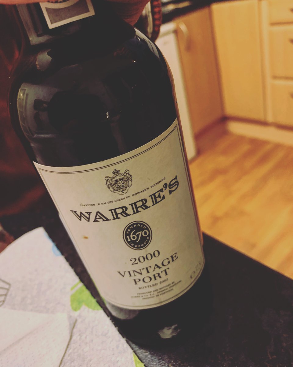 We started the weekend early and cracked open this amazing bottle of Warre's 2000 Vintage Port last night.

What will you be drinking this weekend? Comment below!!! 🍷🍷🍷🍾🍾🍾🥃🥃🥃🍺🍺🍺🍻🍻🍻🍹🍹🍹 

#weekendwine #weekenddrinks #drinksfortheweekend #winetime #socialdrinking