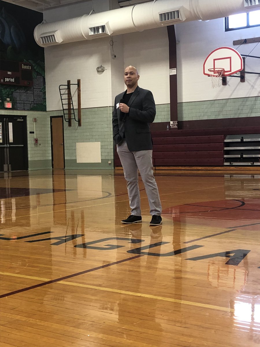 Jody Gerut <a href="/D45Jackson/">Jackson Middle School</a> for career day!! Our key note speaker talking about core values and his experiences here at Jackson! #jajaguarsROAR