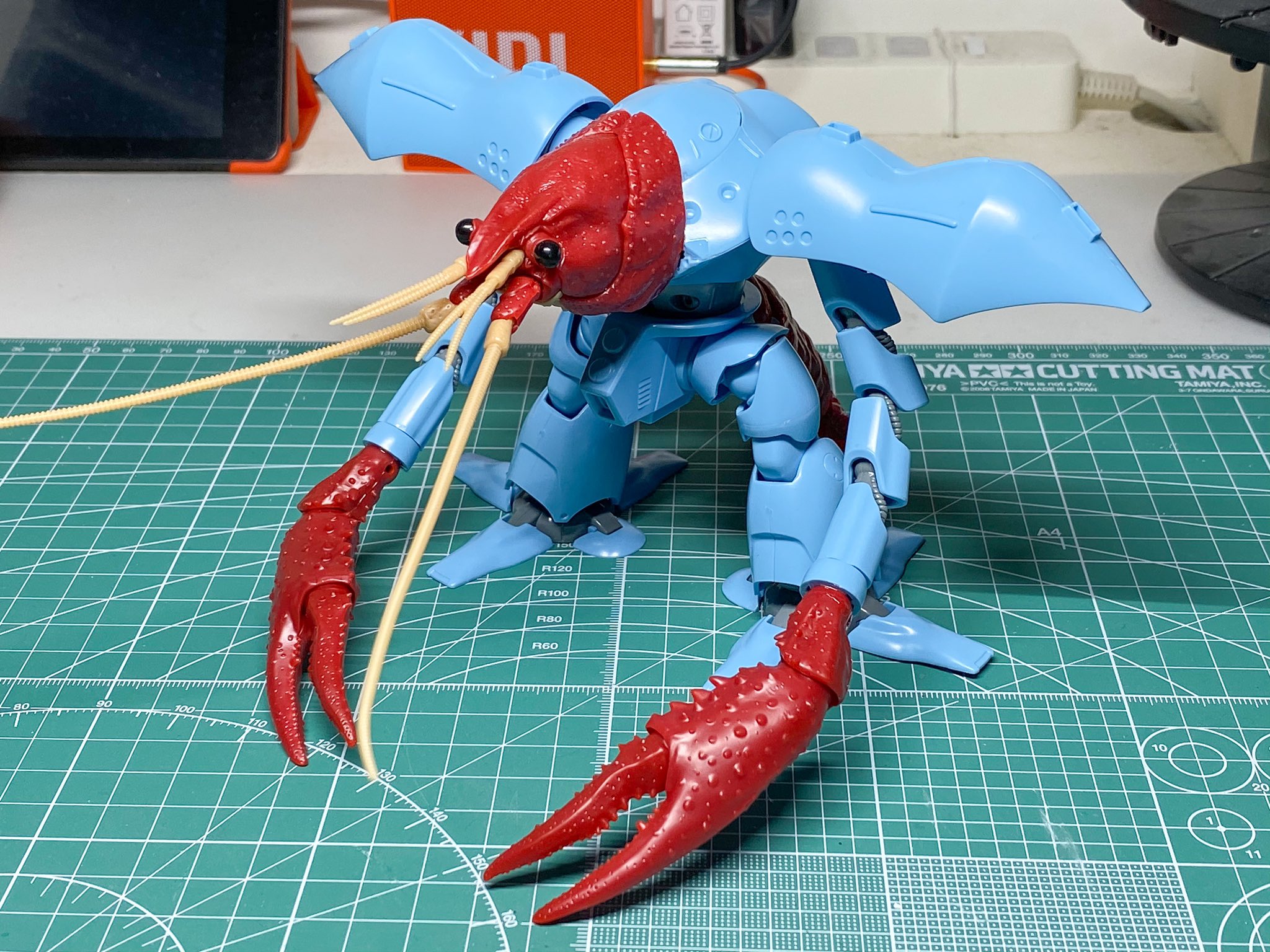 ザリガニのプラモデルを作った結果 最強なカスタマイズで話題を呼んでいる完成図 話題の画像プラス ザリガニのプラモデルを作った結果 最強なカスタマイズで話題を呼んでいる完成図 話題の画像プラス