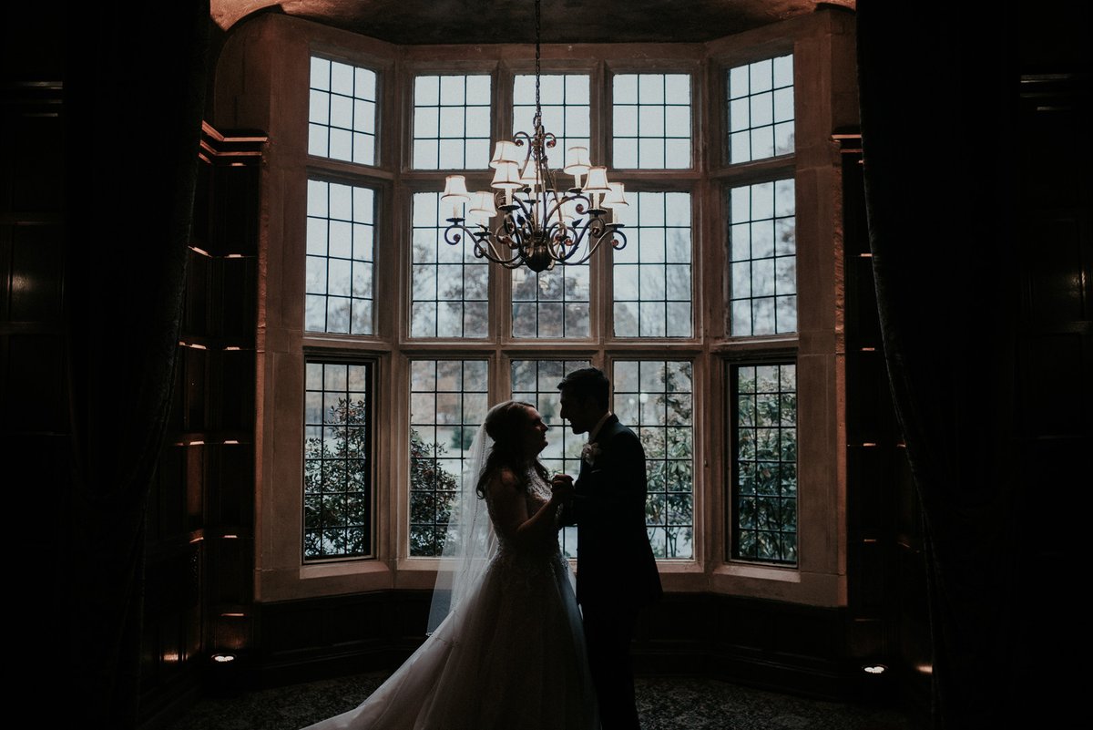 modernweddings's tweet image. Stacy &amp;amp; Alok's Elegant Winter Wedding modernweddings.com/2020/02/stacy-… @A1MrLimo @lovelyinvites @EventSource  @CLEMusicGrp @kirkbrideswp