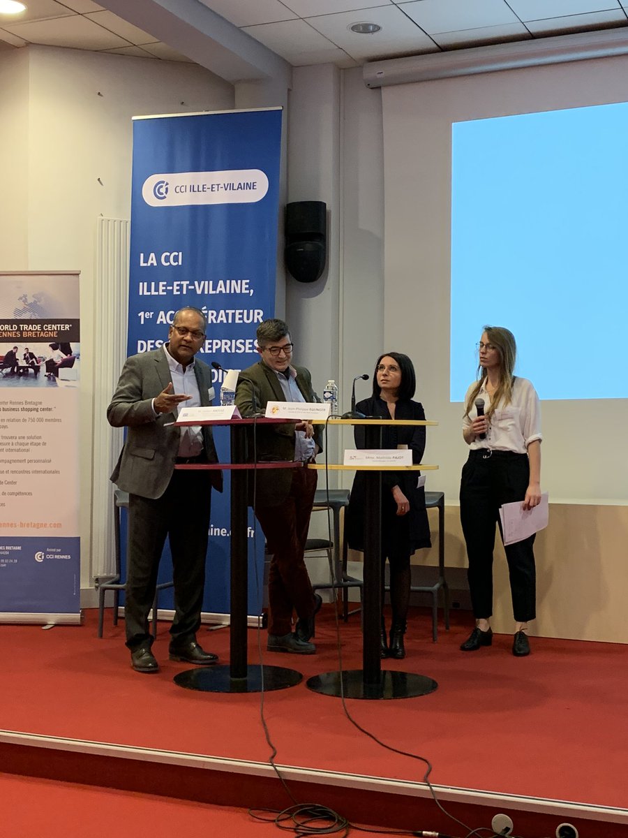 PRISME_AIPME's tweet photo. “Entreprendre au Vietnam : retours d’expériences”, présidée par nos étudiants Clément et Mathilde, avec les témoignages de @BenoitArmange (@CLCorporation), Hubert Aroule (VF A.C.G), @Hbalusson (@olmixgroup), Jean-Philippe Eglinger (@VietPhapStrateg) et Mathilda Pajot (@SoExport) https://t.co/wXmGmSiMlw