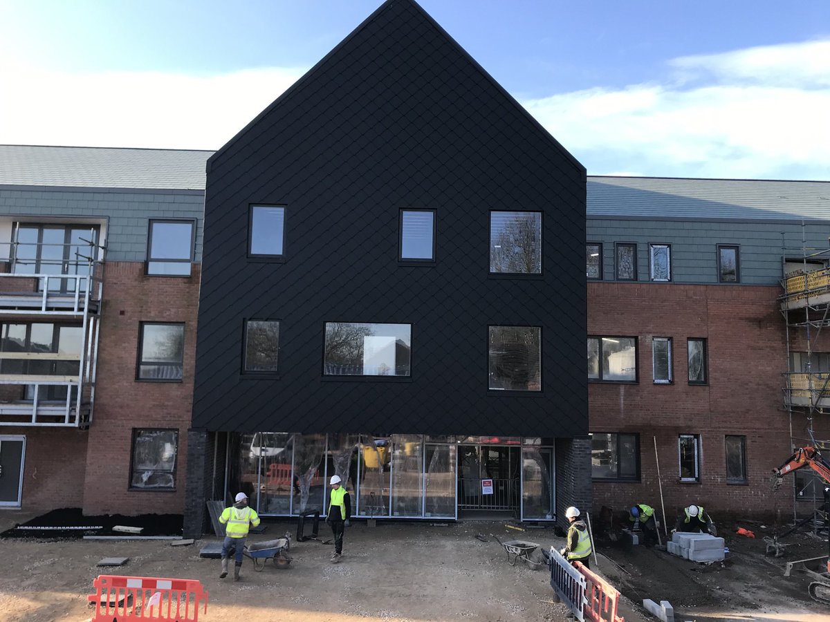 Christine Hill (& Benedict #BTPosse) tweet media