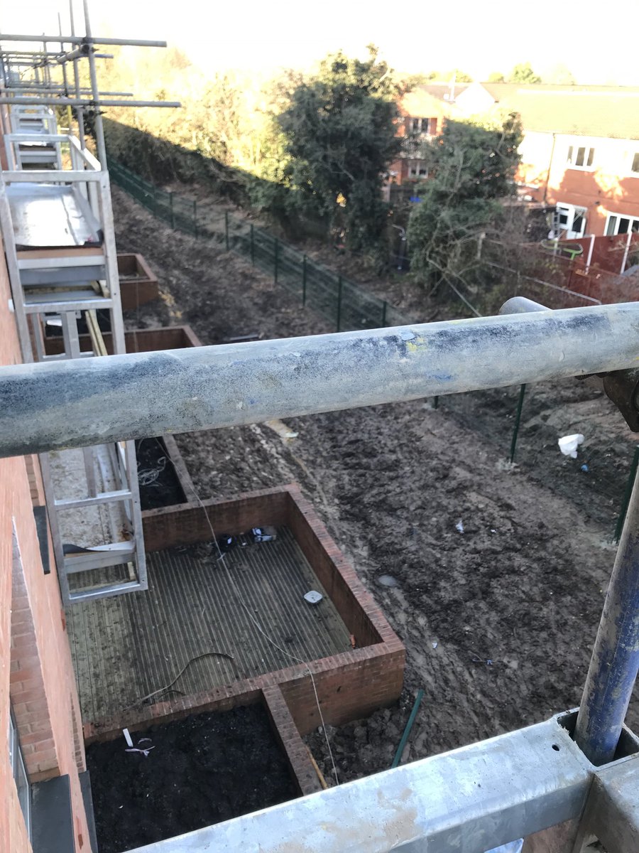 Christine Hill (& Benedict #BTPosse) tweet media