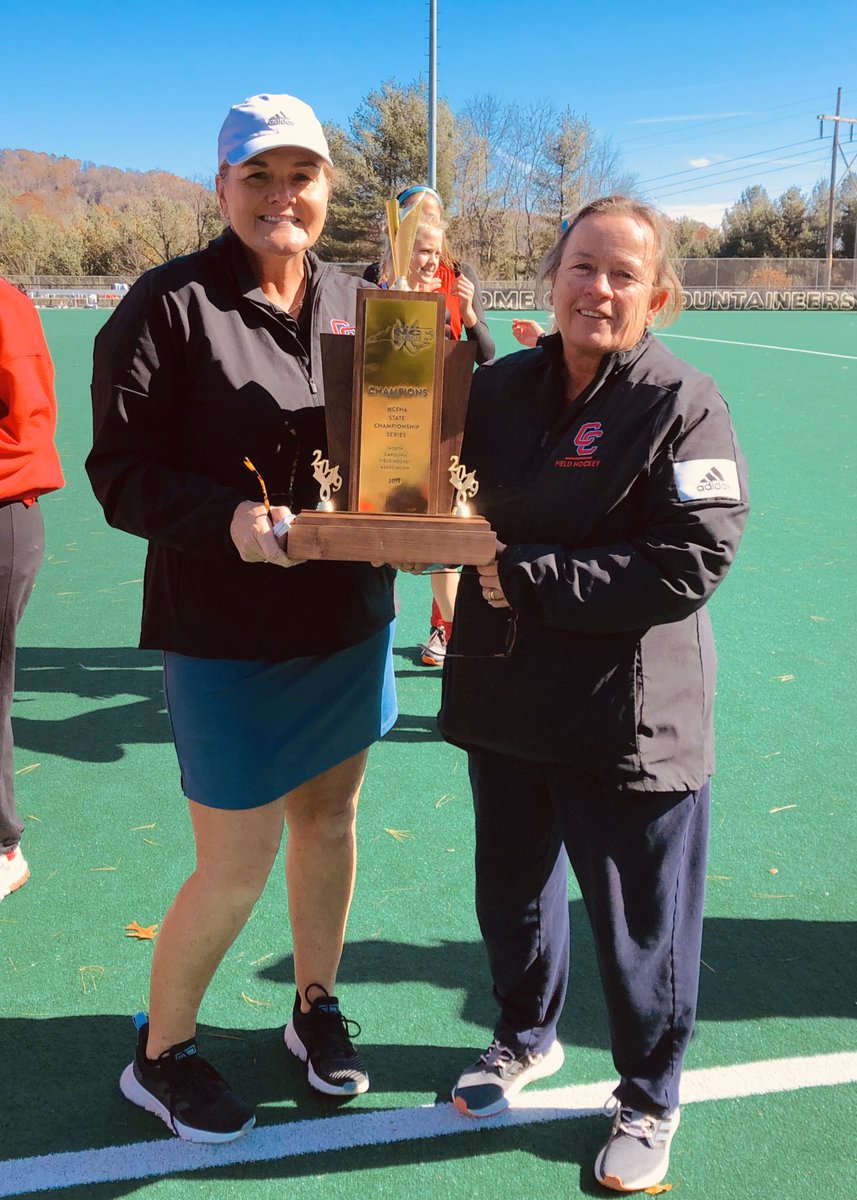 Congratulations to Max Field Hockey’s 2019 High School North Carolina State Coach of the Year: Sheila Baker ❤️💙🐾🏑👍💪maxfieldhockey.com/2019-high-scho…   <a href="/CCHSCougarNews/">Charlotte Catholic</a> <a href="/SCSportsReport/">Tripp Roakes</a> <a href="/langstonwertzjr/">Langston Wertz Jr.</a>