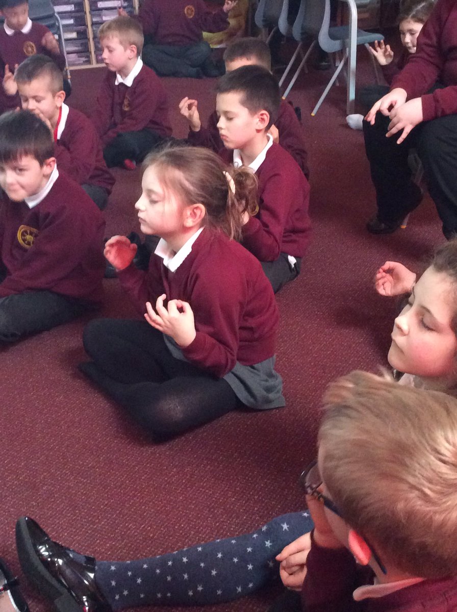 ABCPschool's tweet photo. #Class3J taking part in some meditation to end the week and start the weekend! #mindfulness #HealthandWellbeingWeek #ABPSPSHE https://t.co/SVyeGaWKlF